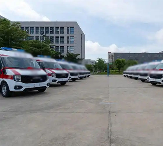 阿勒泰服务车队展示