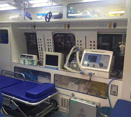 阿勒泰车辆内部展示